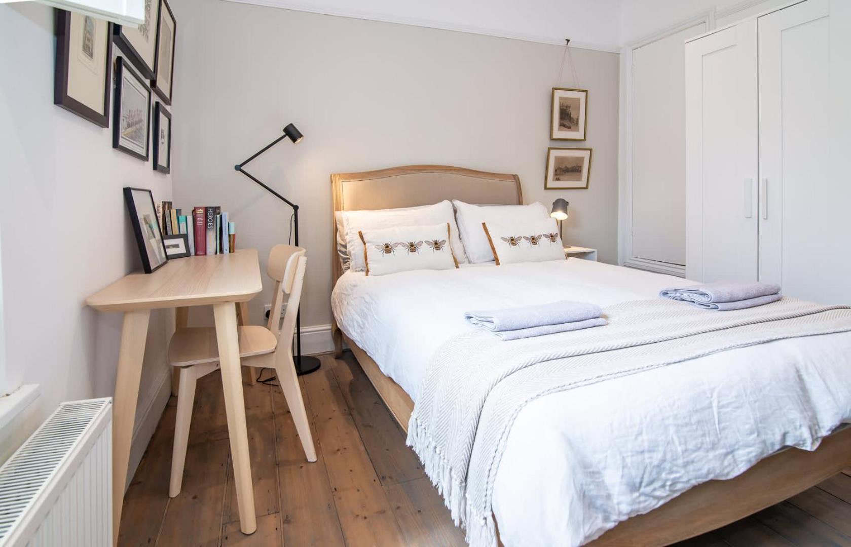 Host & Stay - Terrace House On Canal Worcester Exterior foto